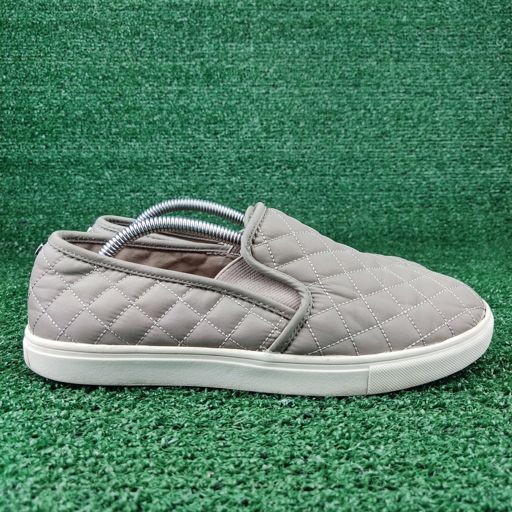 Mossimo Sneakers Women 8 Gray Quilted Slip On Flat Casual Shoes 096001912F